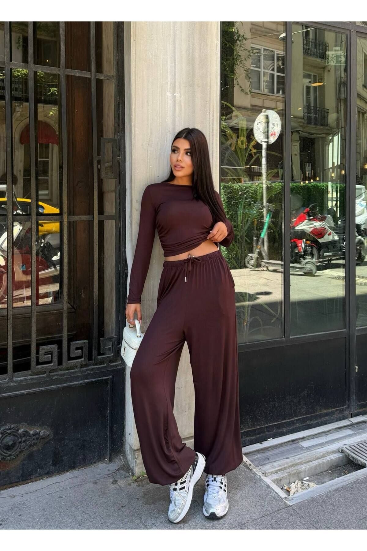 Bisiklet Yaka Yan Büzgülü Bluz ve Bol Paça Pantolon Takım M - Kahverengi